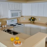 There's plenty of counter space in the kitchen area!