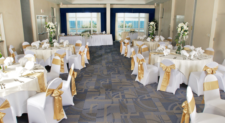 weddingroom_bw