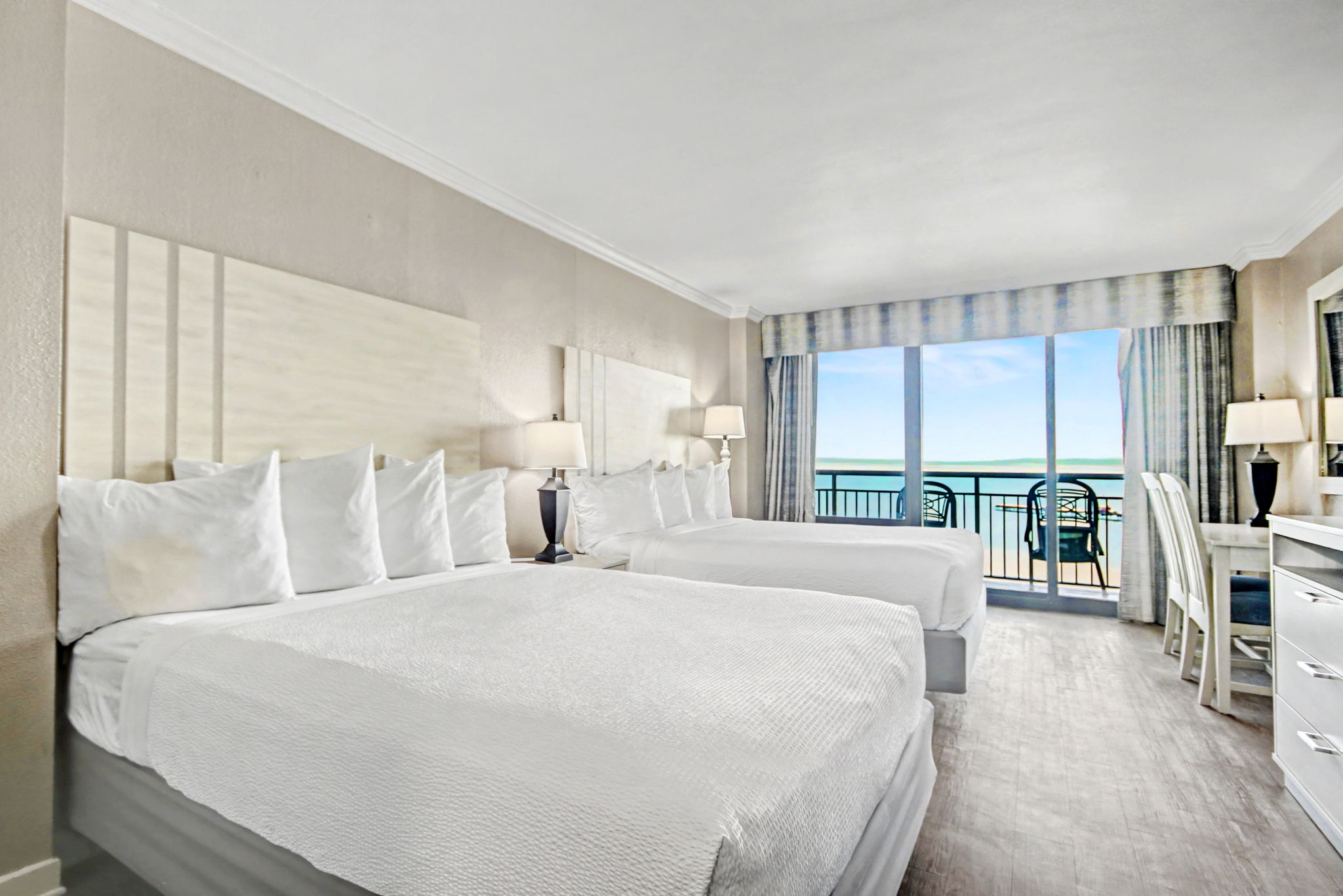 Oceanfront Queen Efficiency