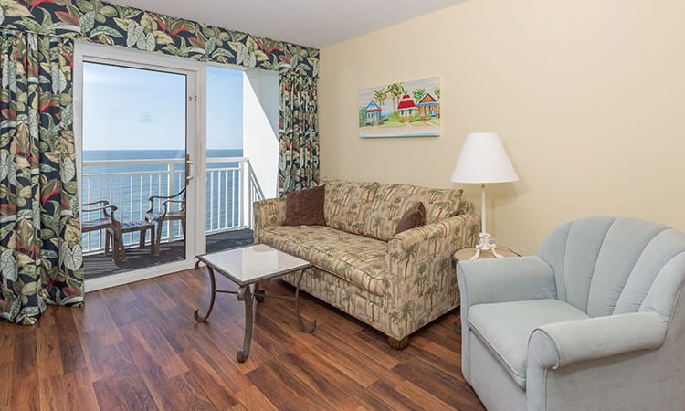 Oceanfront One-Bedroom King Suite